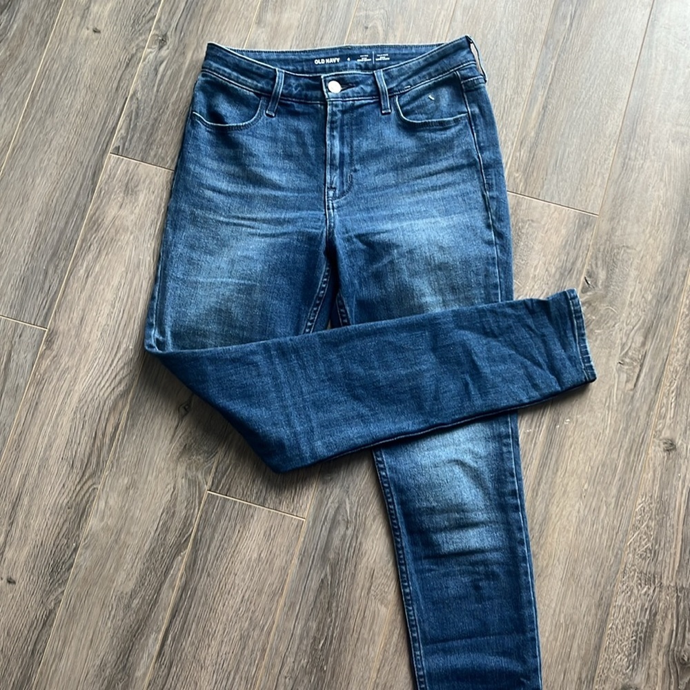 Old Navy Super Skinny High Waisted Jeans - Picture 4 of 7